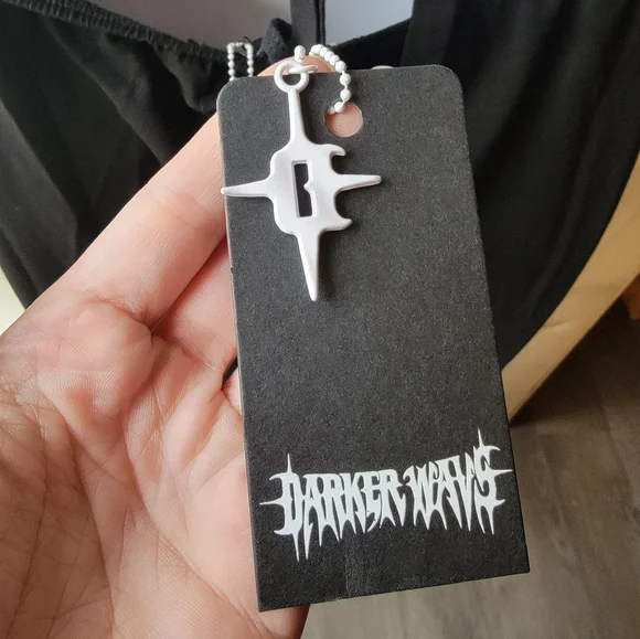 Darker Wavs Distressed V Cut Bell Bottoms Wide Flare Size Large BNWT - Picture 7 of 7